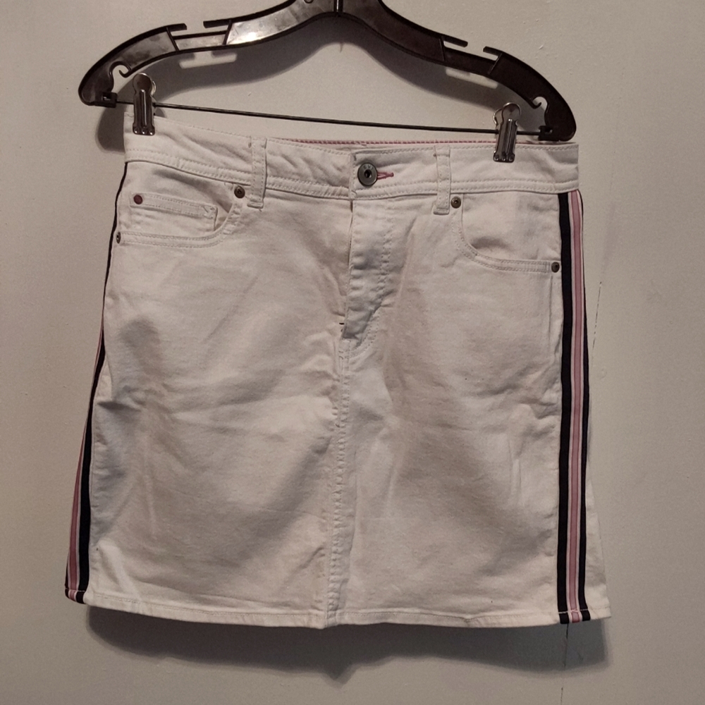 EV1 Skirt